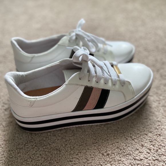 Vizzano white sneakers with little platform - Picture 6 of 6